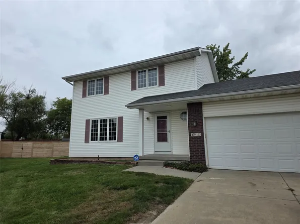 2910 NW 17th Ct, Ankeny, IA 50023