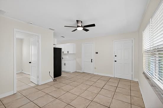 3rd image of 3709 W Gray St #2