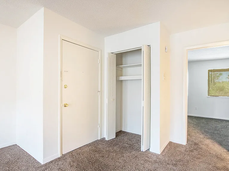 Windridge Apartments — Photo 32