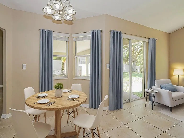 113 Stony Point Dr — Photo 12
