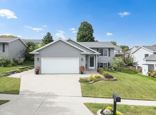 4478 Manor Dr NW, Rochester, MN 55901