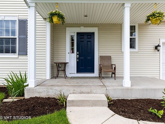 2nd image of 2350 Vivaldi St