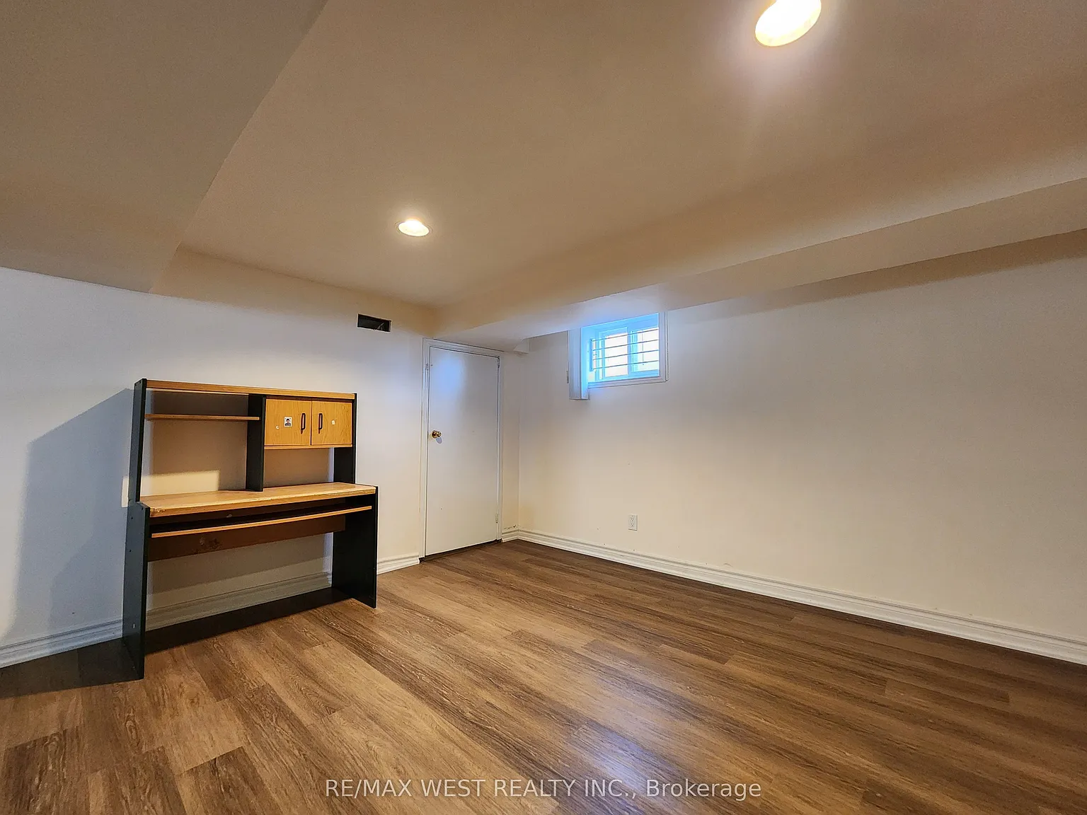 2 bed, $2,000 — Photo 4