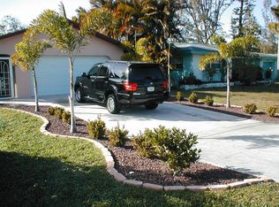 2217 44th Ter SW, Naples, FL 34116