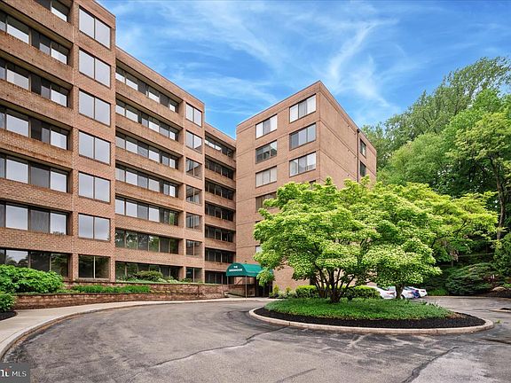 2nd image of 19 Rock Hill Rd APT 7D