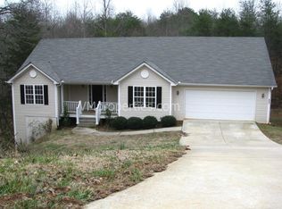 4633 Breakwater Dr, Gainesville, GA 30506
