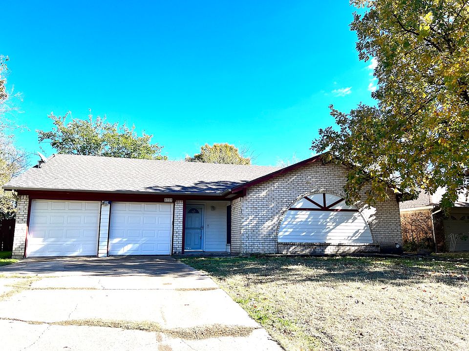 1st image of 6704 Spoonwood Ln
