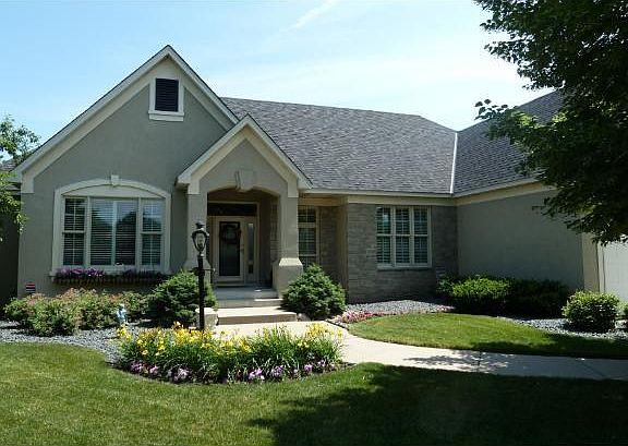 2nd image of 3765 Fairway Dr