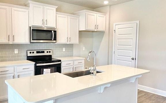 6th image of this home