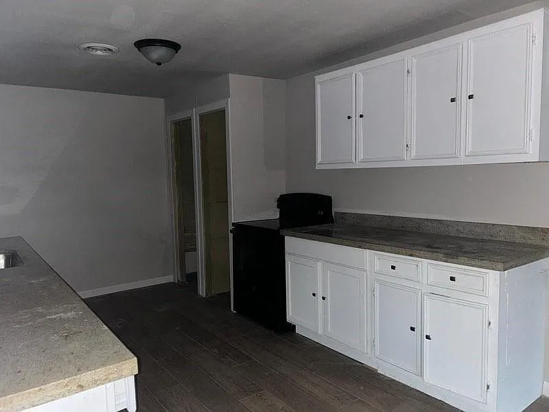 3 bed, 2.0 bath, 1458 sqft, $1,650 — Photo 4