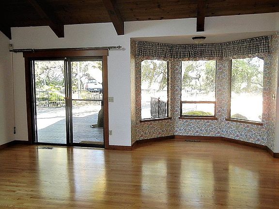 5th image of 2584 Rim Rock Way