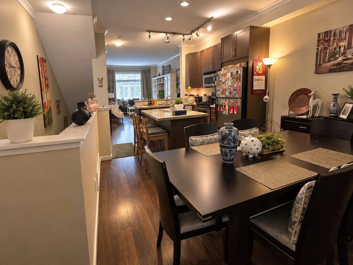 4 bed, 1680 sqft, $3,200 — Photo 3