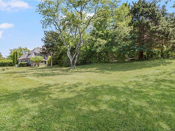 4th image of 345 Highland Dr