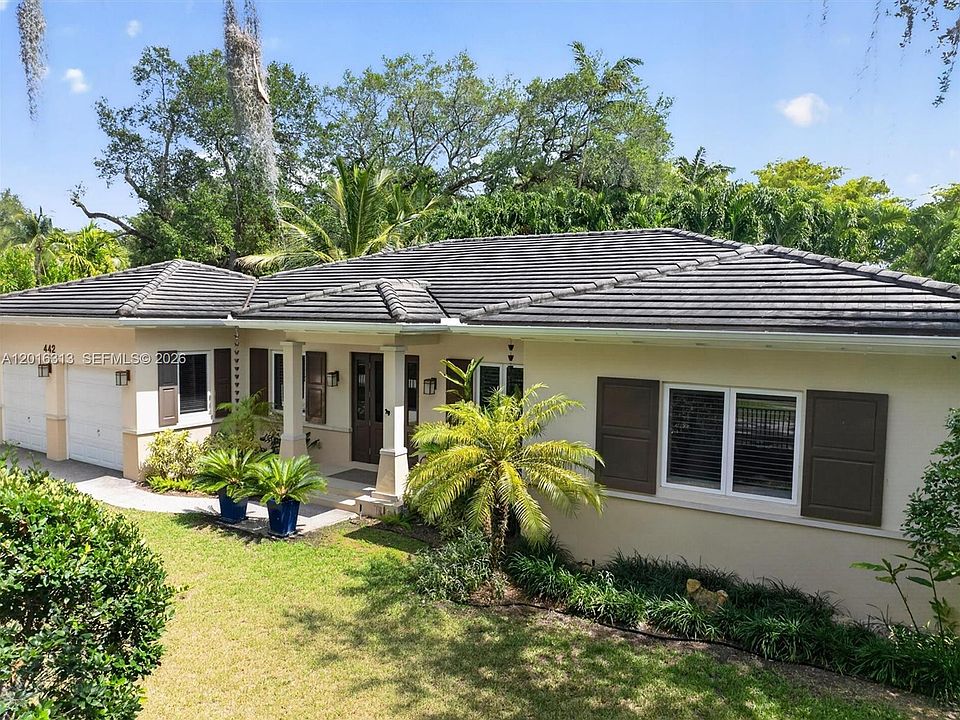 1st image of 442 Amalfi Ave