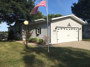 400 E Wood Ln, Belvidere, IL 61008