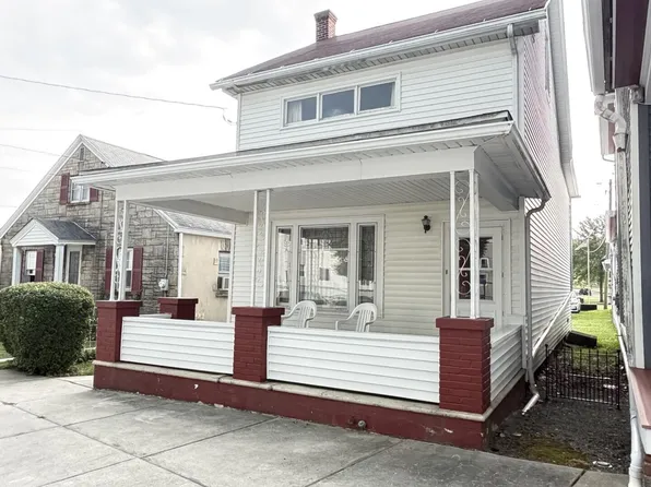 45 W Holland St, Summit Hill, PA 18250