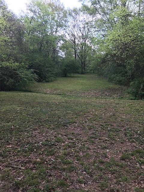 2nd image of 3234 Whitten Rd