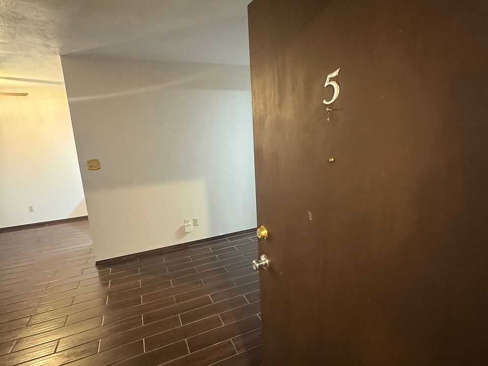 Apartment 5