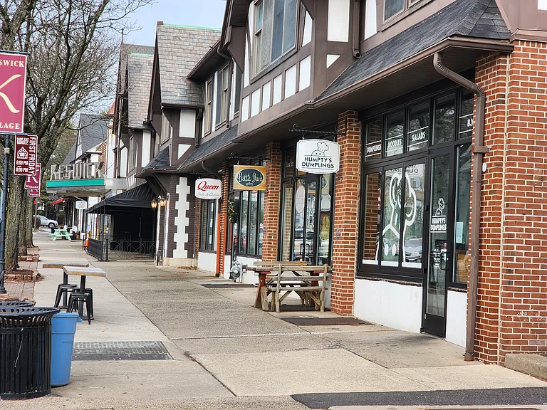 295 N Keswick Ave #A — Photo 9