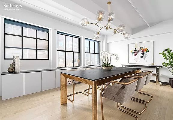 3rd image of 347 W 39th St APT 5E