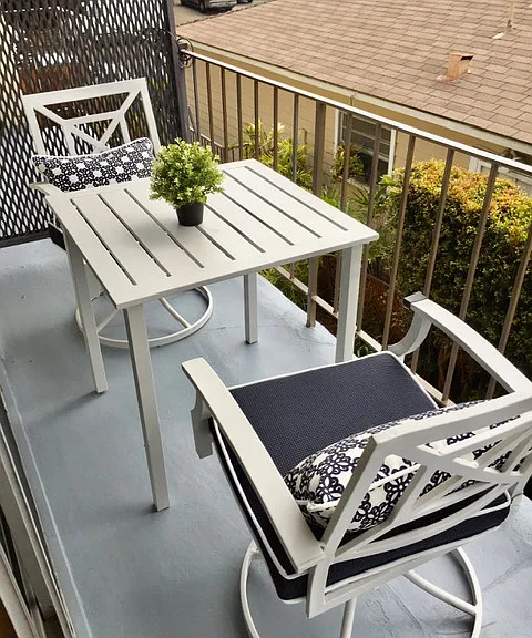 1241 Granville Ave #6 — Photo 5