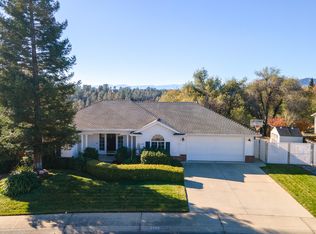2811 Blue Bell Dr, Redding, CA 96001