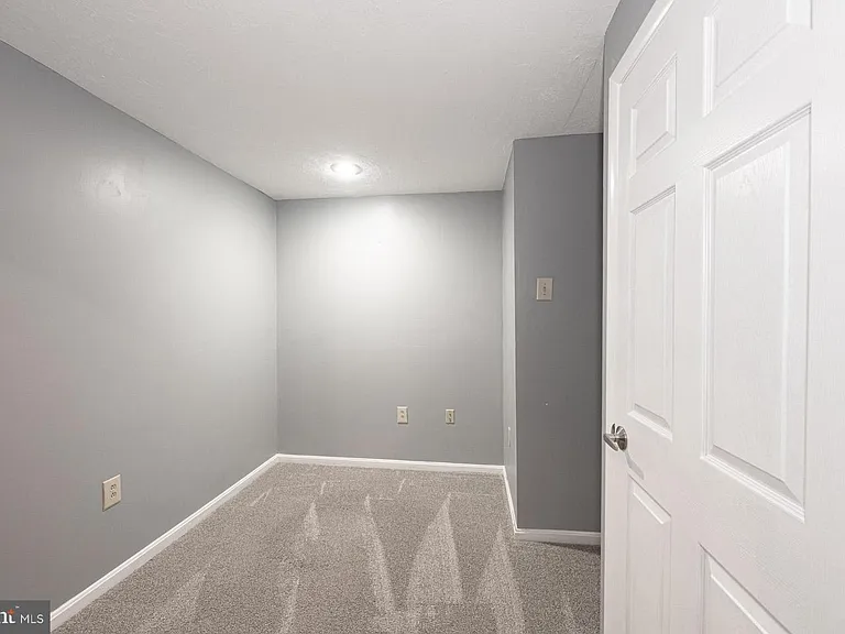 14263 Heritage Crossing Ln — Photo 29