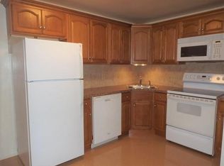 457 Washington St APT 2, Weymouth, MA 02188