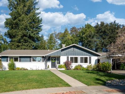 3347 Hermit Way, Santa Rosa, CA, 95405