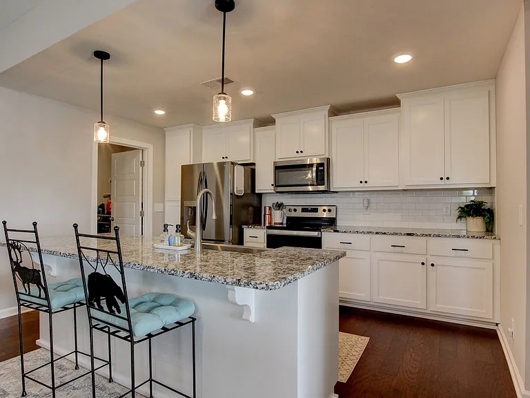 715 Jodine Ann Dr — Photo 7