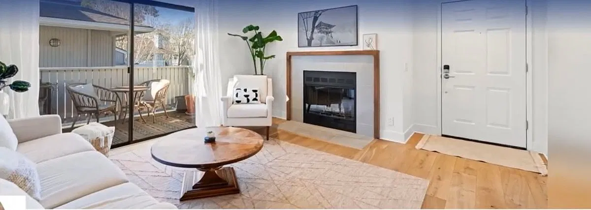 2 bed, 2.0 bath, 997 sqft, $3,200 — Photo 2