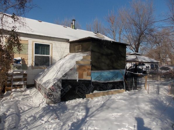 wichita-kansas-443846070 picture