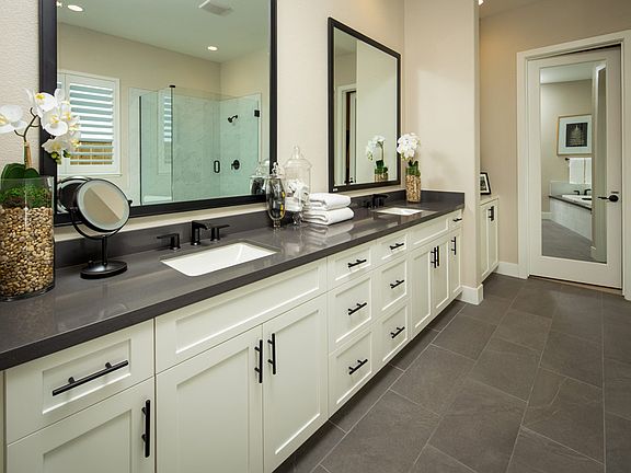 master-bath-vanities