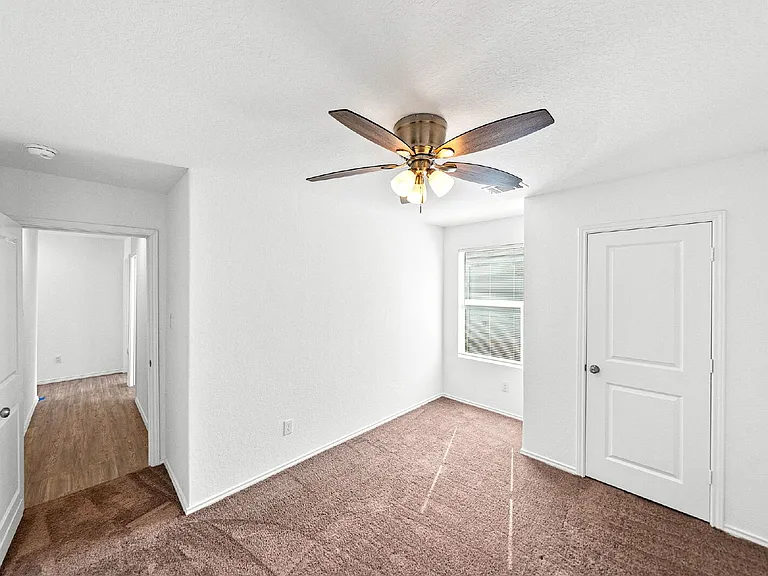 8802 McCoy Pass — Photo 31