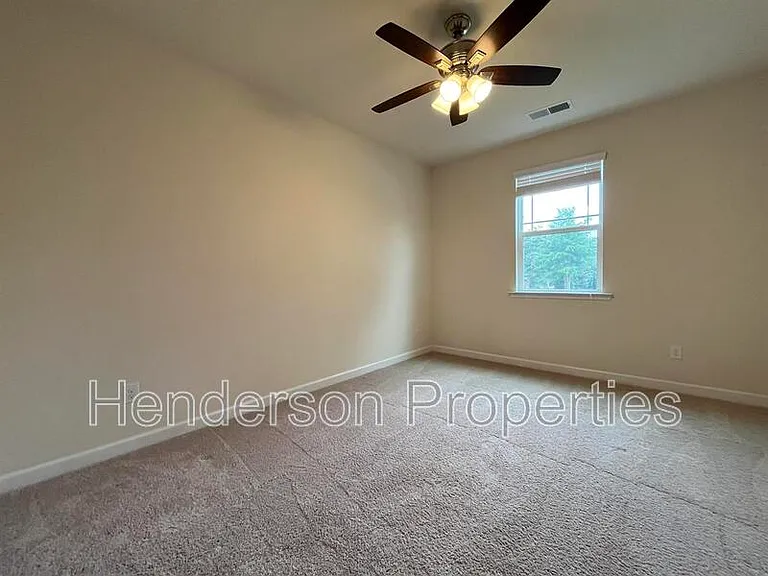 12013 Gil Wylie Trce — Photo 15