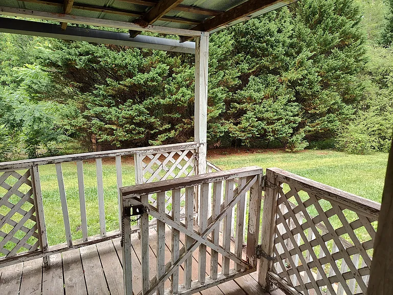 1187 Tilley Rd — Photo 3