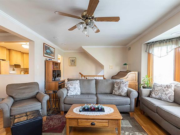 3rd image of 154-44 21st Ave