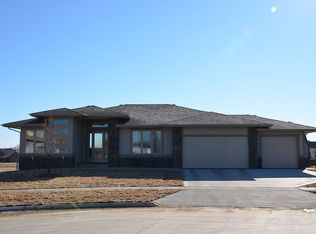2400 NE 17th Ct, Grimes, IA 50111