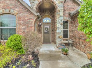 9117 NW 84th St, Yukon, OK 73099