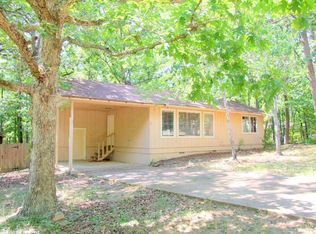 110 Riverview Dr, Fairfield Bay, AR 72088
