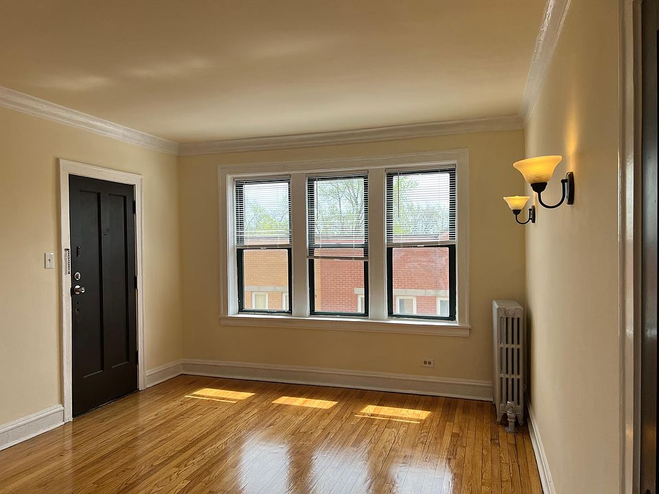1st image of 1927 N Drake Ave APT 1E