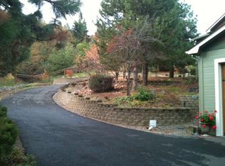 4300 Tami Ln, Central Point, OR 97502