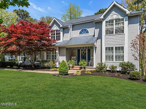 3rd image of 163 Harriot Drive