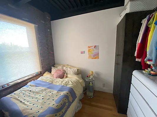 Rented by Smart City Real Estate LLC | media 19