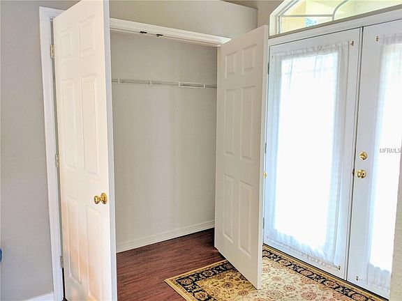 2nd image of 505 Worchester Ct