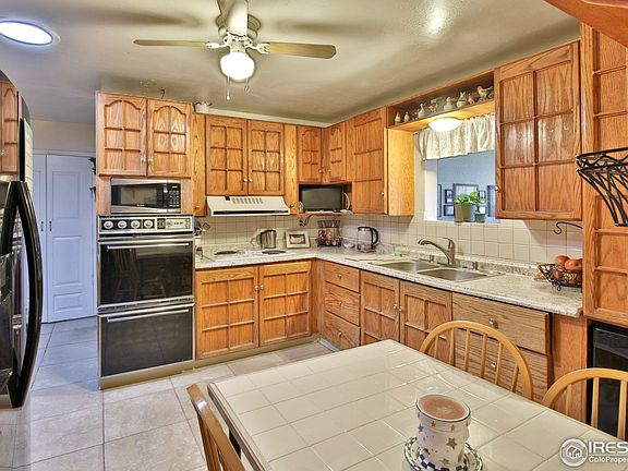 2nd image of 3029 Sunset Dr