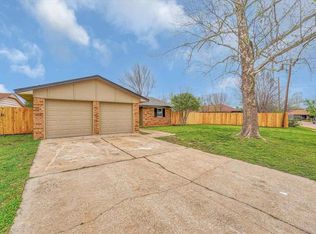 4604 SE Ellsworth Cir, Lawton, OK 73501