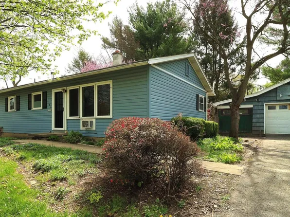 126 W South Hills Ave, State College, PA 16801