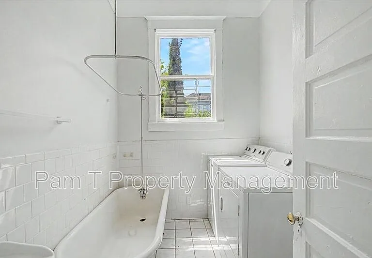 512 E Waldburg Ln — Photo 11