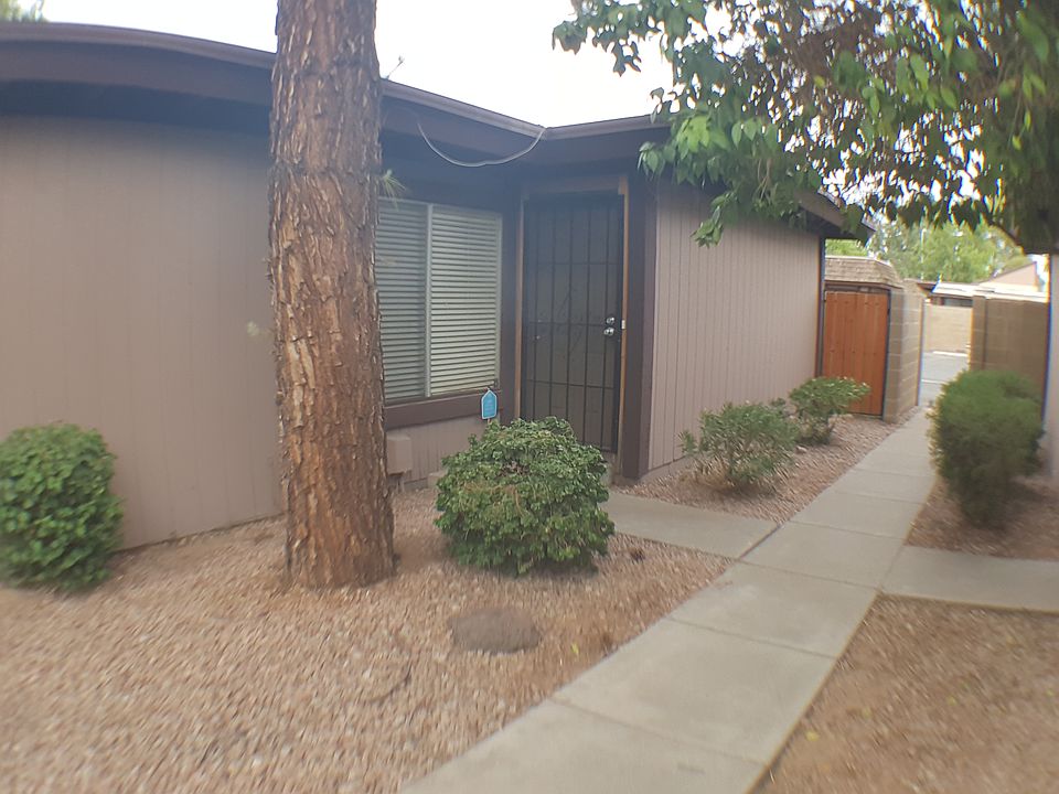 1st image of 919 S Casitas Dr APT B